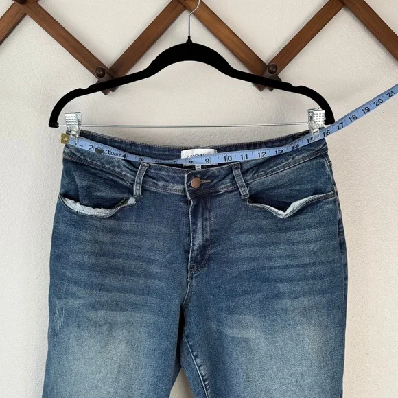 🌷Cotton Blend Wide Leg Jeans - Slight Stretch Mid Rise - Size 11 / 31.5 inseam - Picture 4 of 7